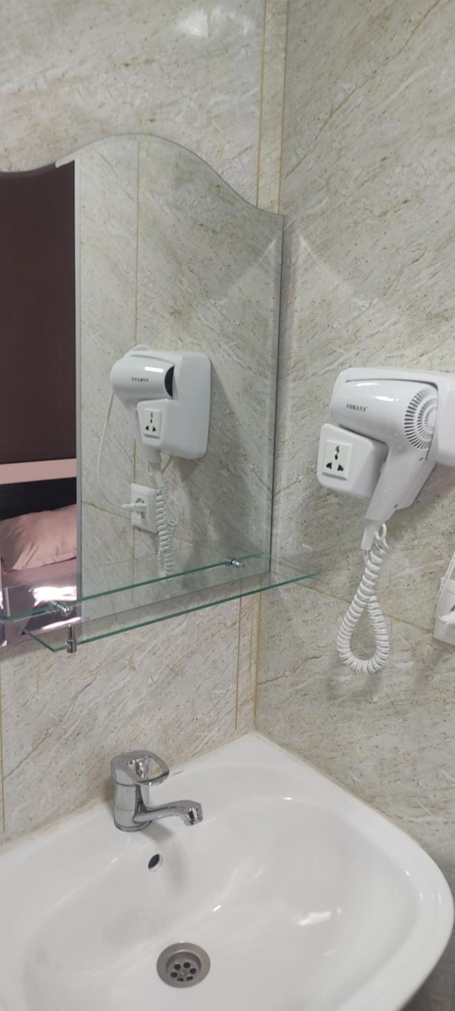 Hotel Lux Tbilisi Luaran gambar