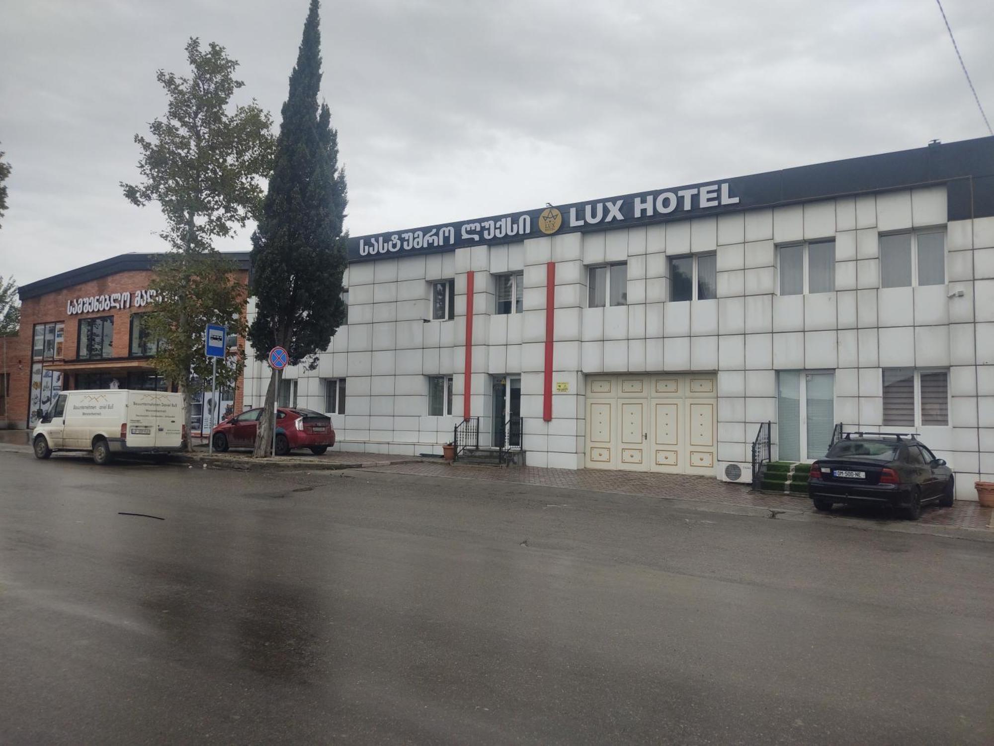 Hotel Lux Tbilisi Luaran gambar
