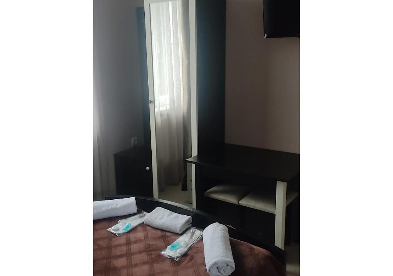 Hotel Lux Tbilisi Luaran gambar