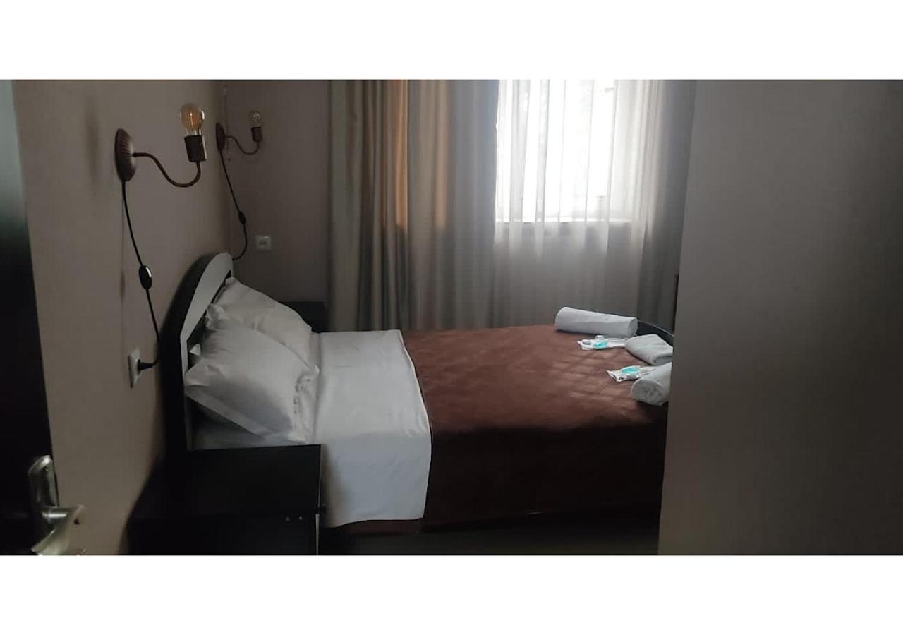 Hotel Lux Tbilisi Luaran gambar
