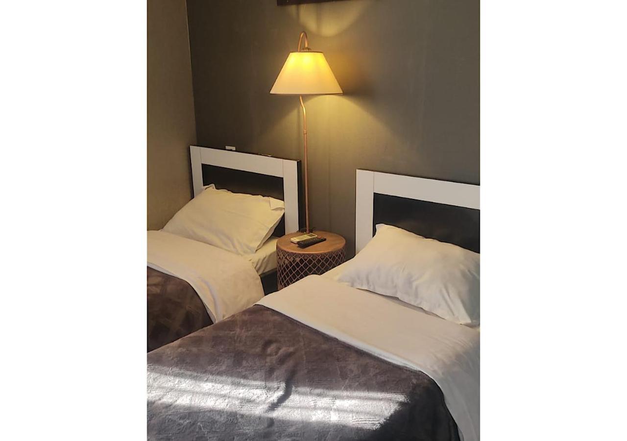 Hotel Lux Tbilisi Luaran gambar