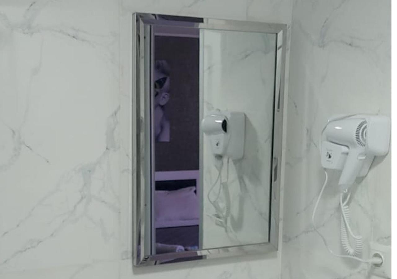 Hotel Lux Tbilisi Luaran gambar