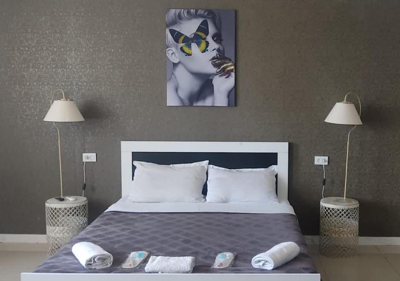 Hotel Lux Tbilisi Luaran gambar